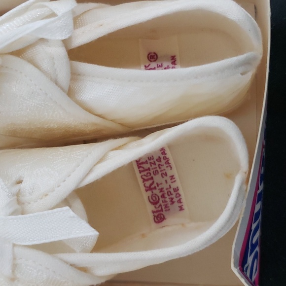 Snug & Hug Dress Booties White Vintage 1980s Infant - Picture 2 of 10